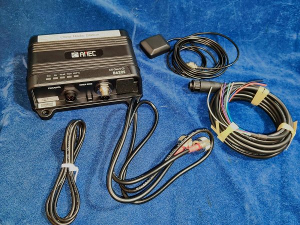 画像2: B620S　GPSアンテナ・アンテナスプリッタ付き (2)